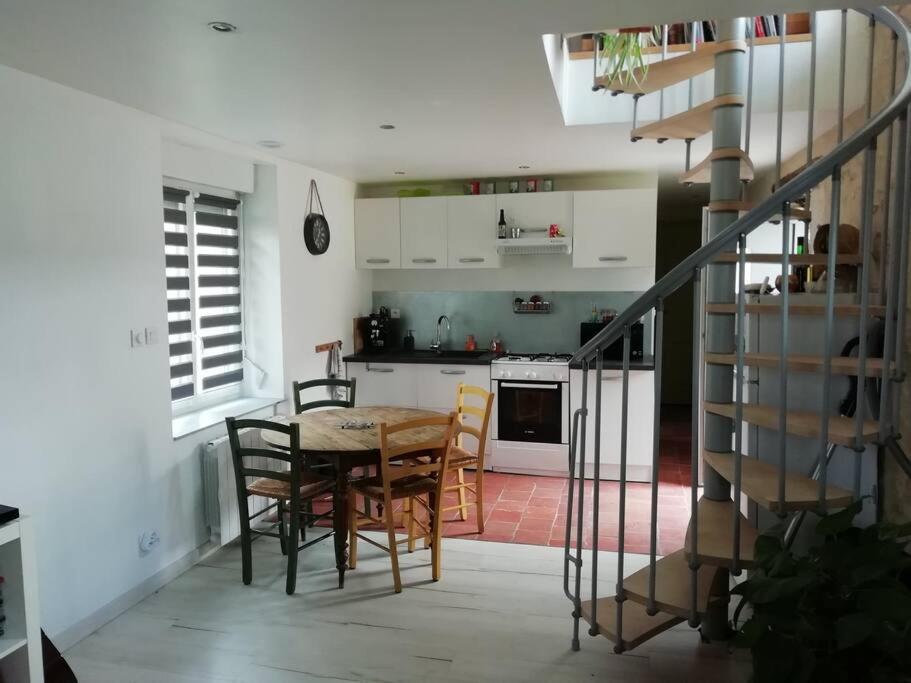 Charmante Maison De Village En Val De Loire Rivarennes  Экстерьер фото